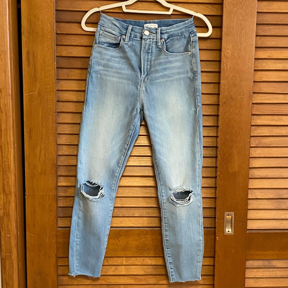 Good American Distressed Light Blue Skinny Jeans